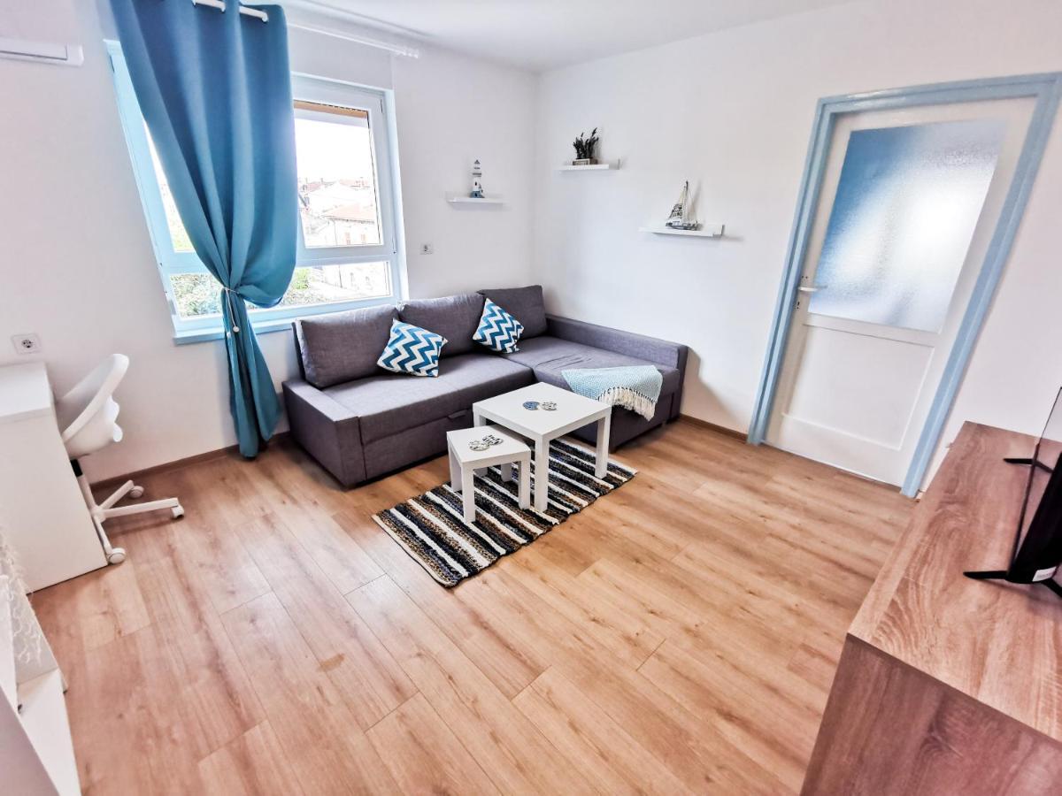 Sea Star Apartment プーラ エクステリア 写真