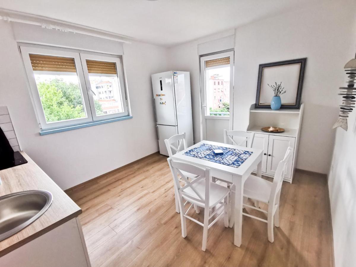 Sea Star Apartment プーラ エクステリア 写真